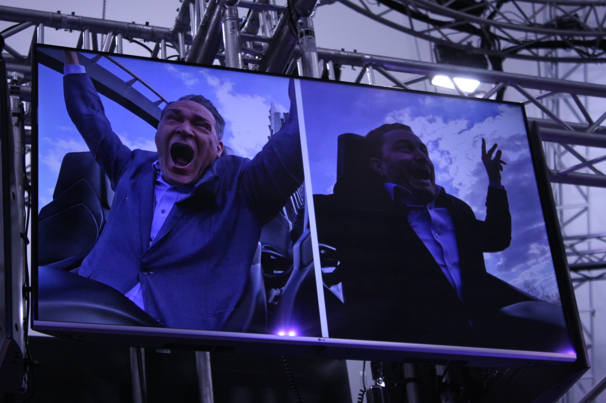 CloudFest and WebPros CEOs Rollercoaster Pitch at CloudFest 2025